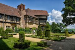 Potsdam, Neuer Garten: Schloss Cecilienhof, Prinzengarten -