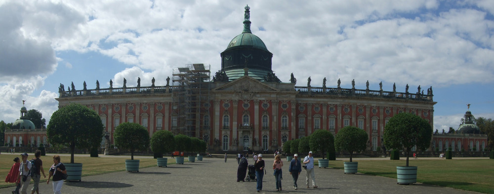 Potsdam, Neues Palais von vorne