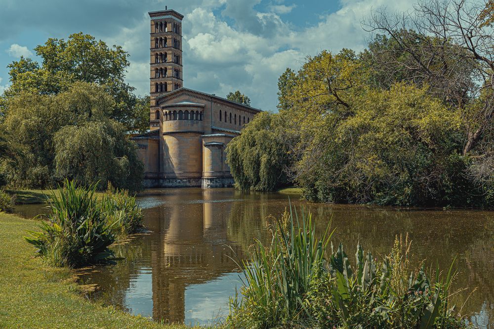 Potsdamer Friedenskirche