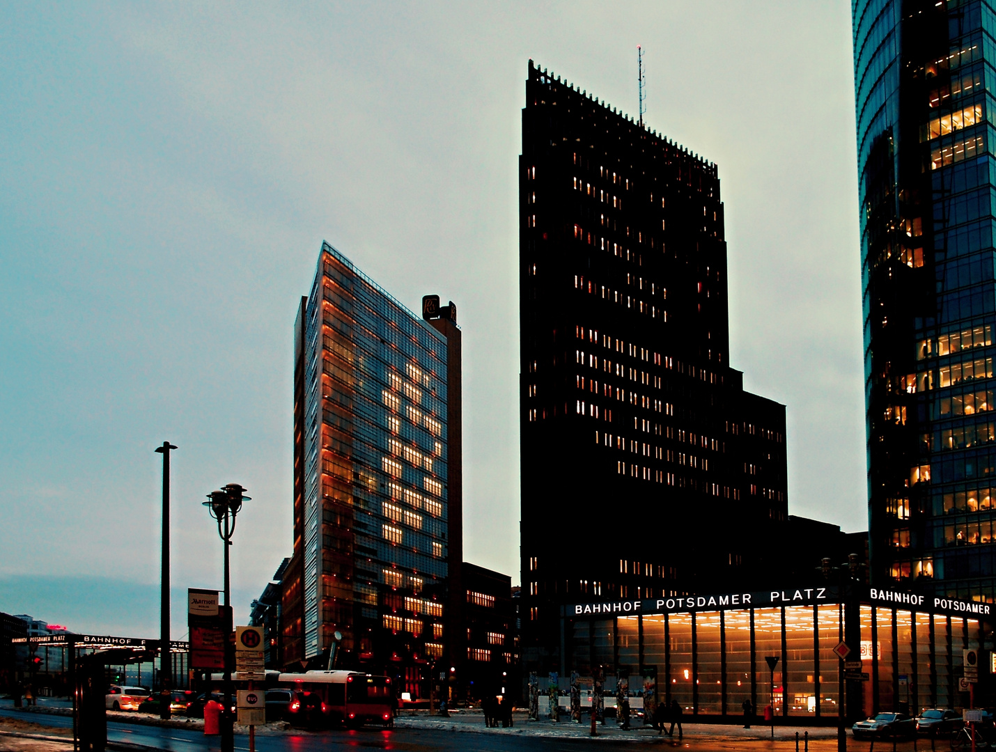 Potsdamer Platz am Abend