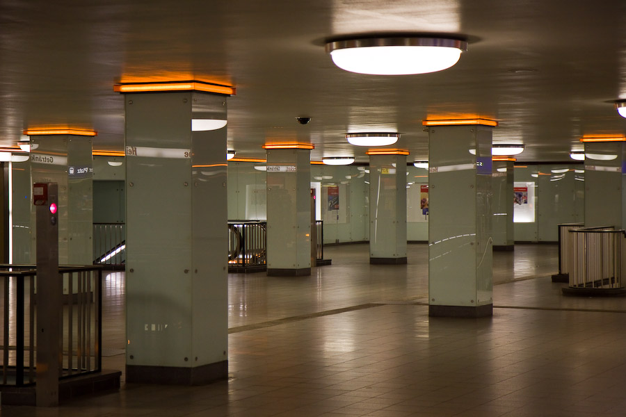 Potsdamer Platz - Bahnhof