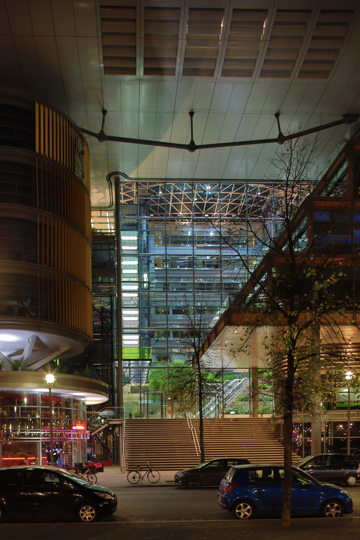 Potsdamer Platz bei Nacht