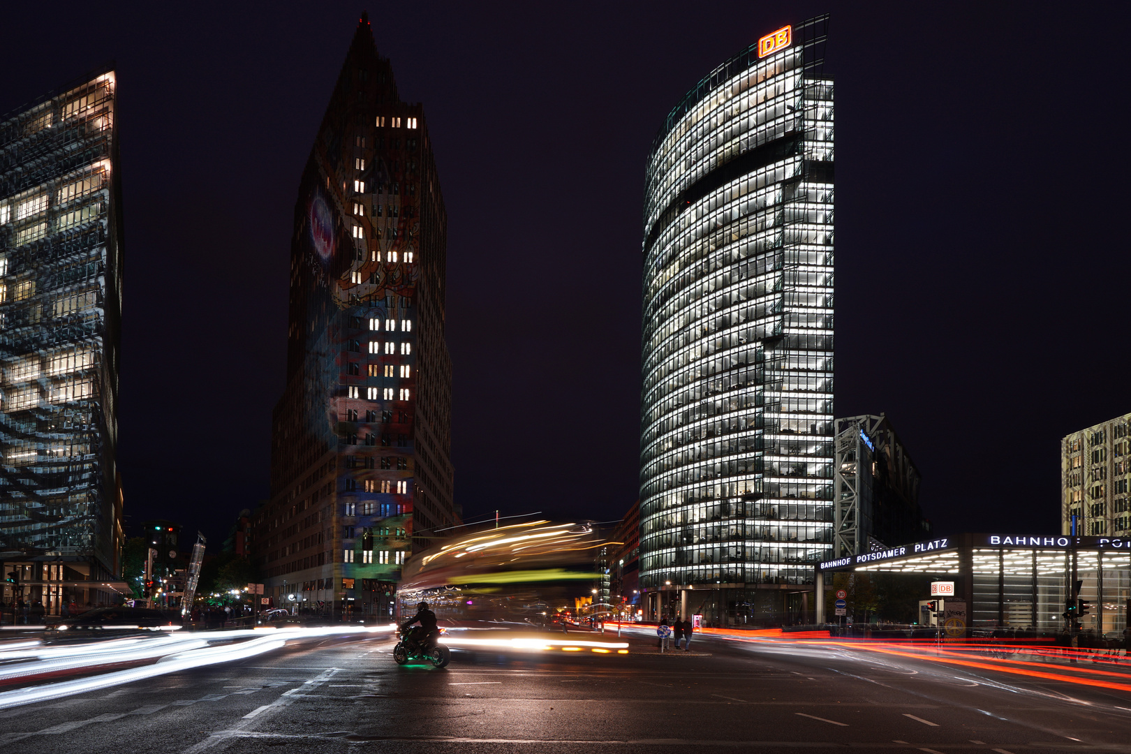 Potsdamer Platz bei Nacht Foto & Bild | fotos, dokumentation, nacht