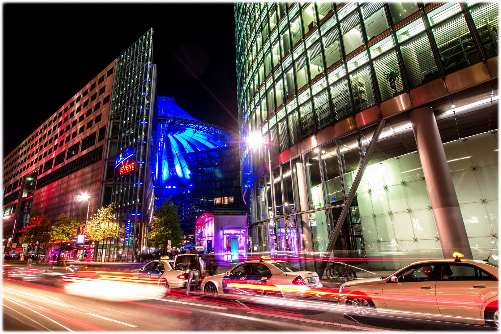 Potsdamer Platz Berlin bei Nacht