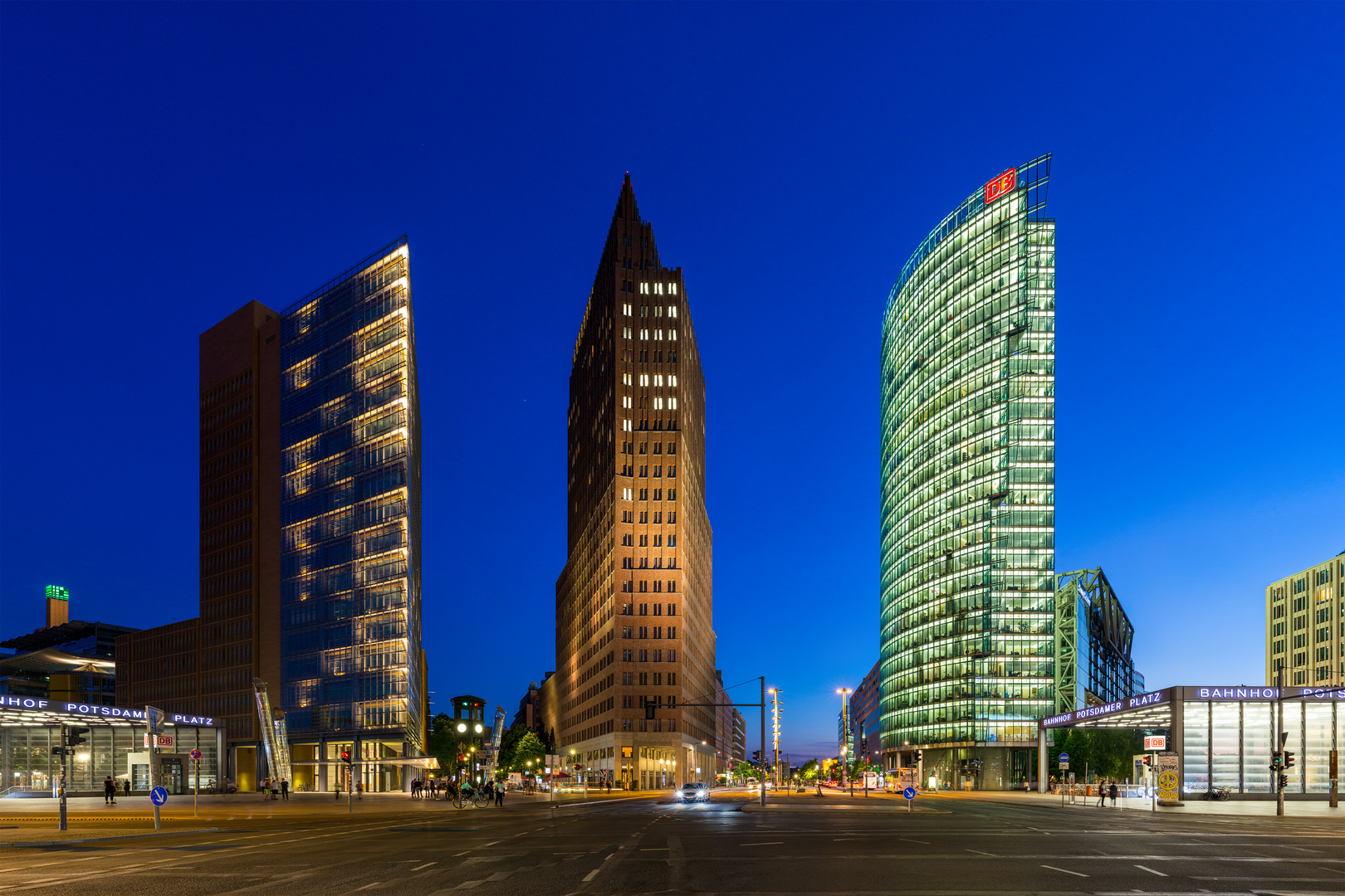 Potsdamer Platz, Berlin, Blaue Stunde Foto & Bild nacht, berlin