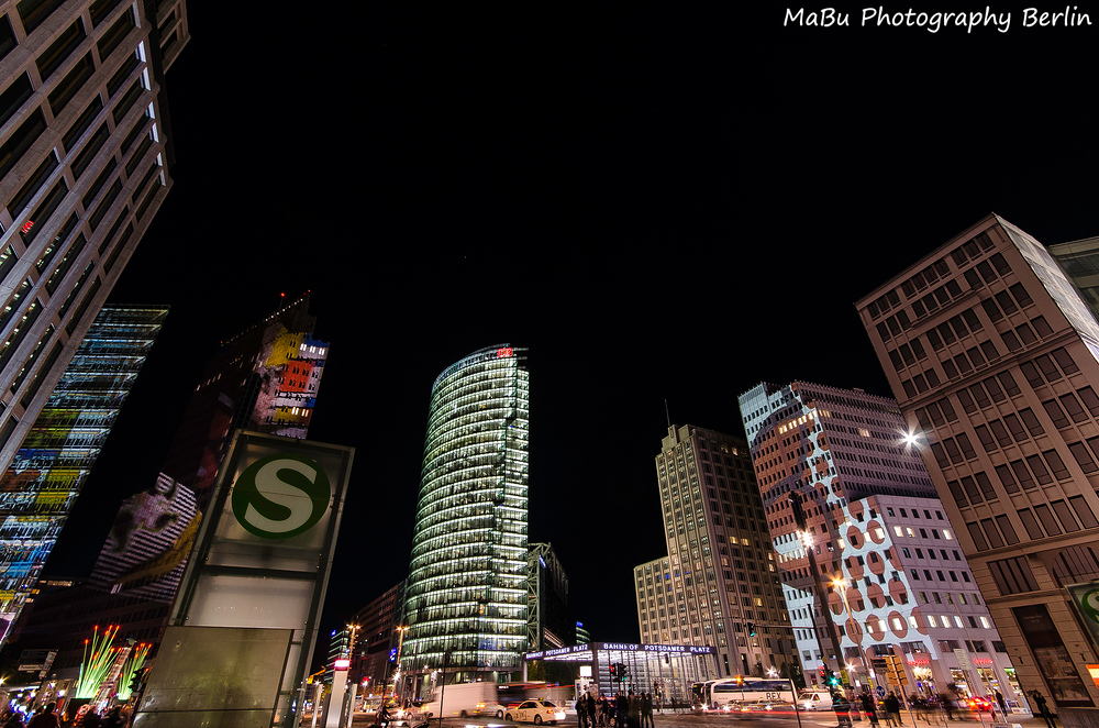 Potsdamer Platz in Berlin bei Nacht