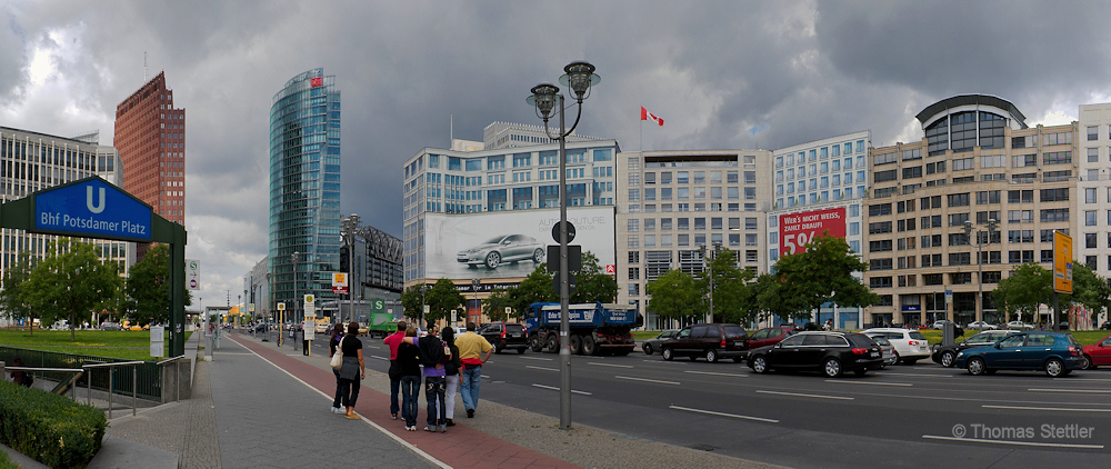 Potsdamer Platz vom Leipziger Platz aus gesehen, oder so :-)