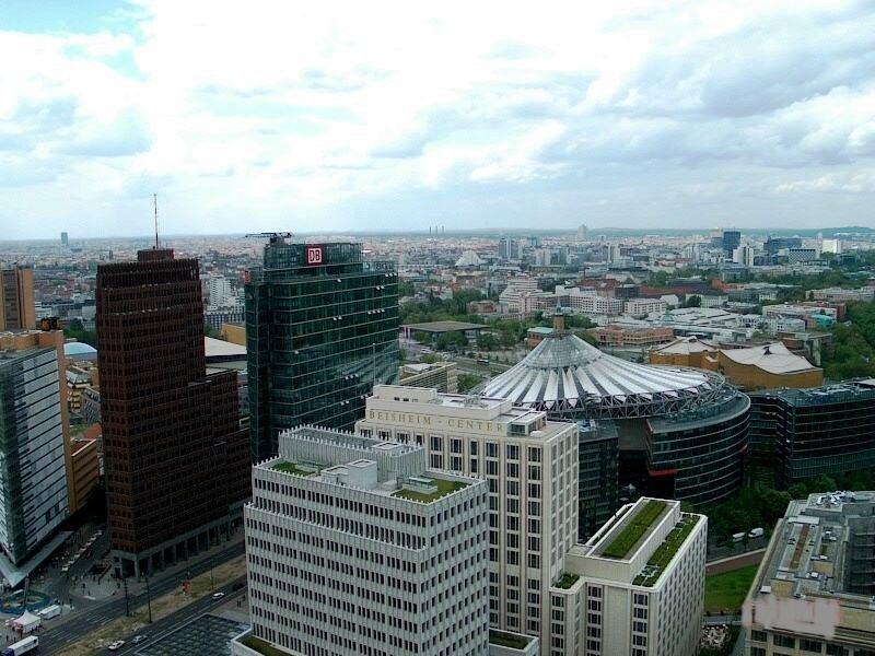 Potsdamer Platz von oben.....