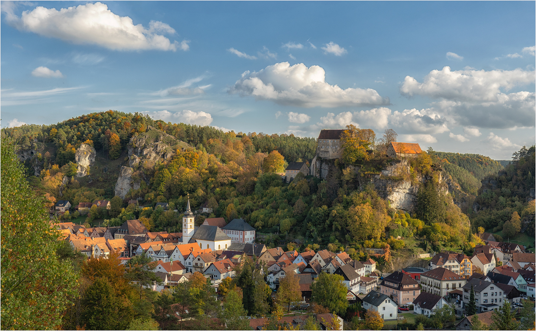 Pottenstein im Herbst