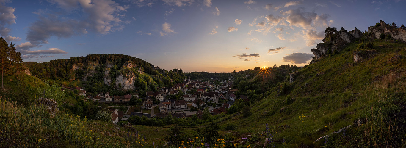 Pottenstein im Sonnenuntergang