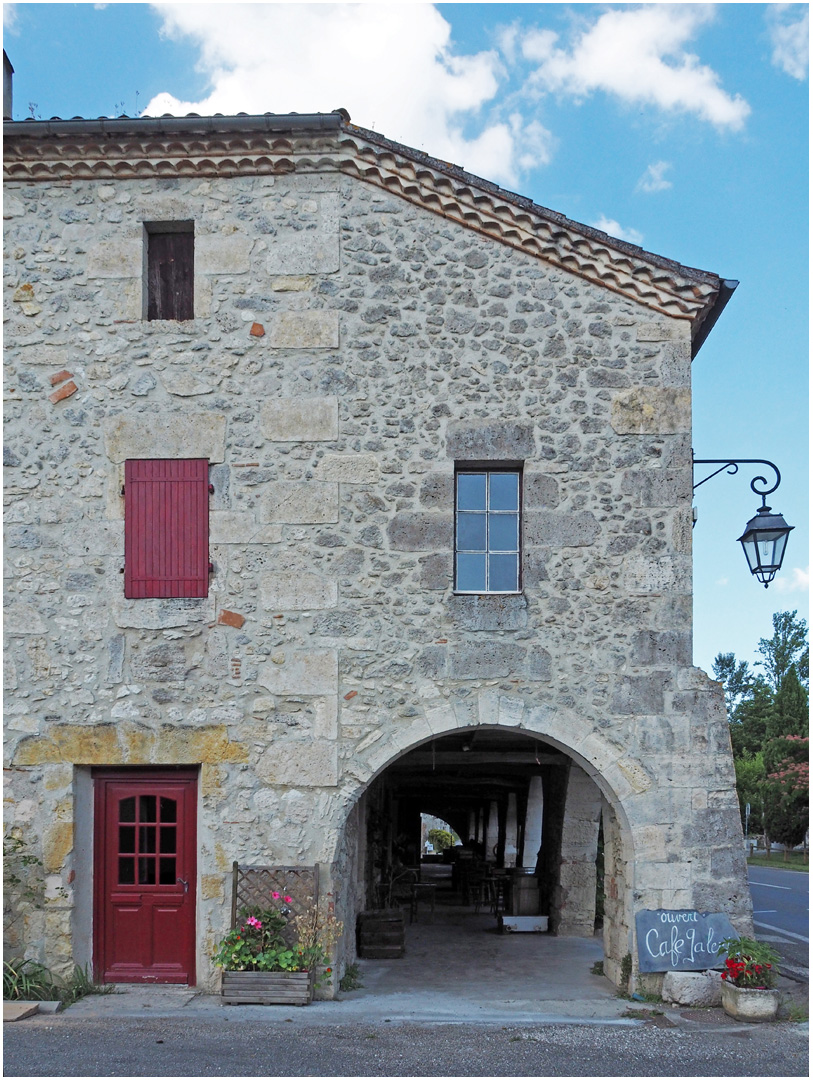 Poudenas  --  Lot-et-Garonne