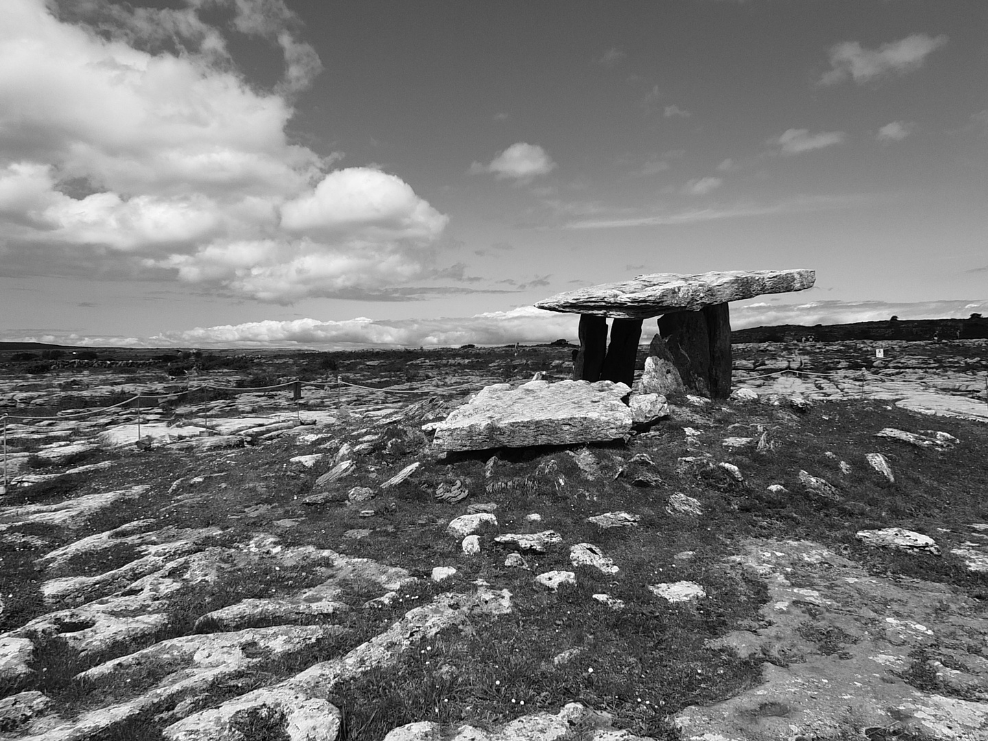 Poulnabrone Dolmen