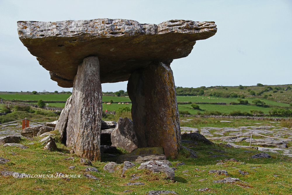 Poulnabrone Dolmen 2