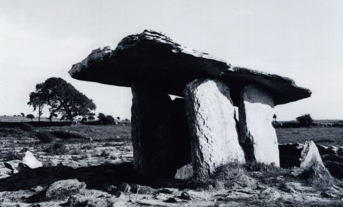 Poulnabrone Dolmen