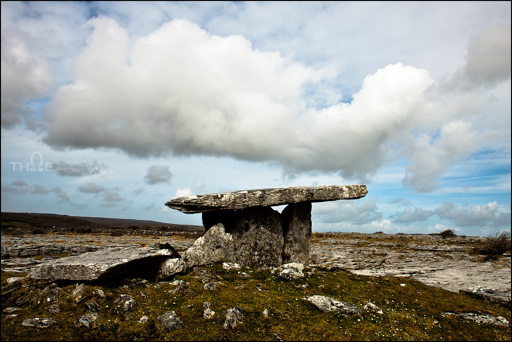 poulnabrone dolmen