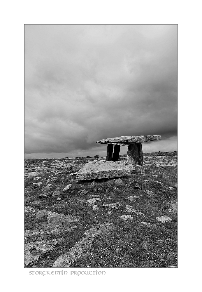 Poulnabrone Dolmen