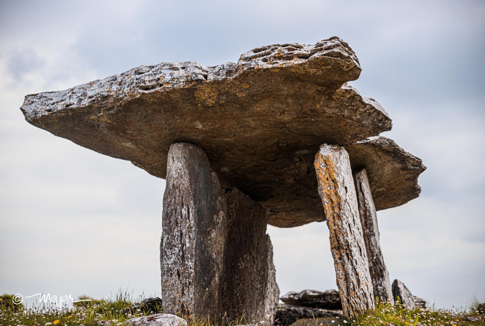 Poulnabrone Dolmen