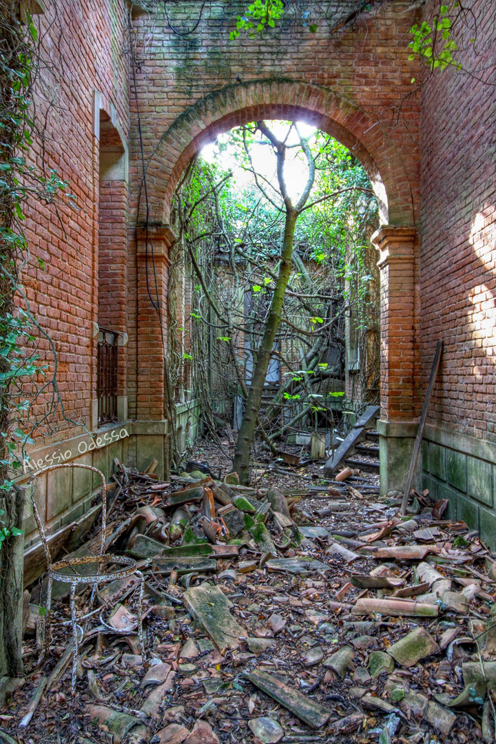 Poveglia abbandonata