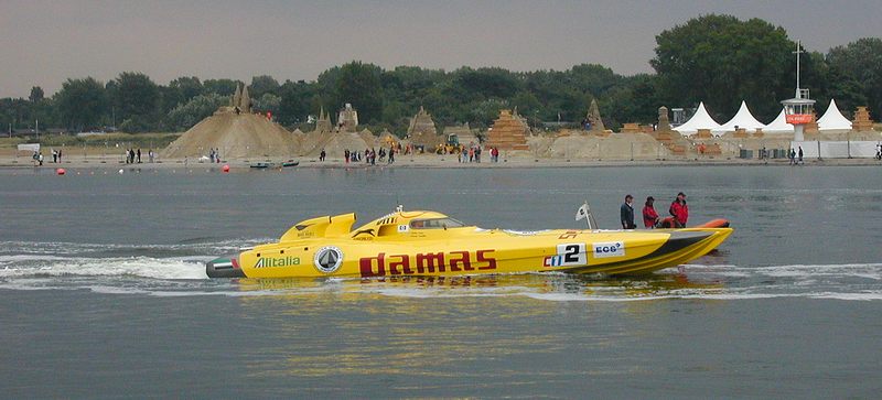 Power...Powerboats in Travemünde