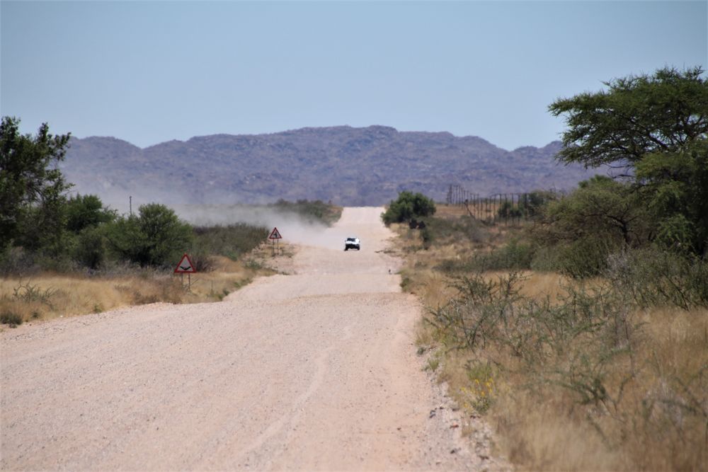 PP_ staubige Strasse Namibia _c21_IMG_1489-col