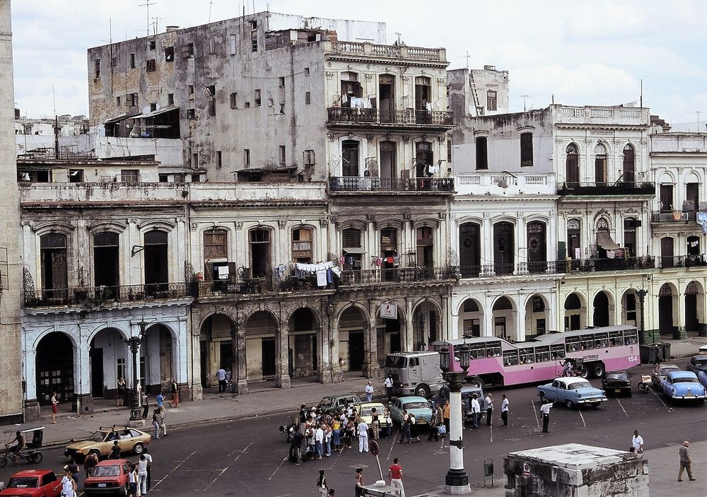 PP street Tief Bus Cuba dia-21-09-col