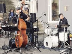 PP_Trio Tom Jazz Tü p21-30-col