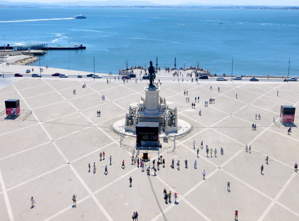 Praça do Comércio ...