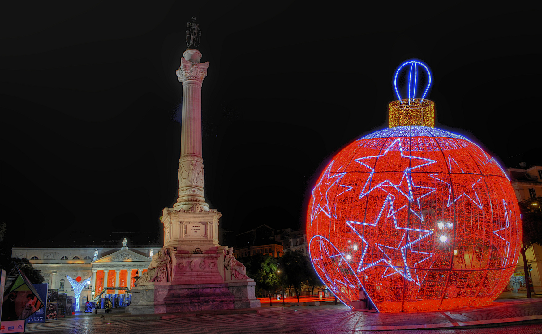 Praca do Rossio, Bola de natal, Weihnachtskugel II