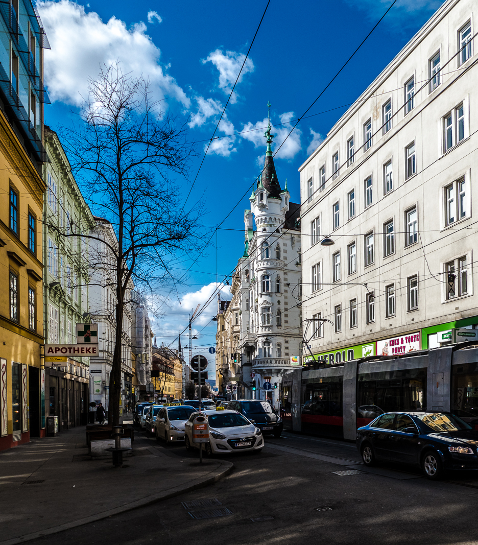 Prachtbau im 8ten bei Kaiserwetter