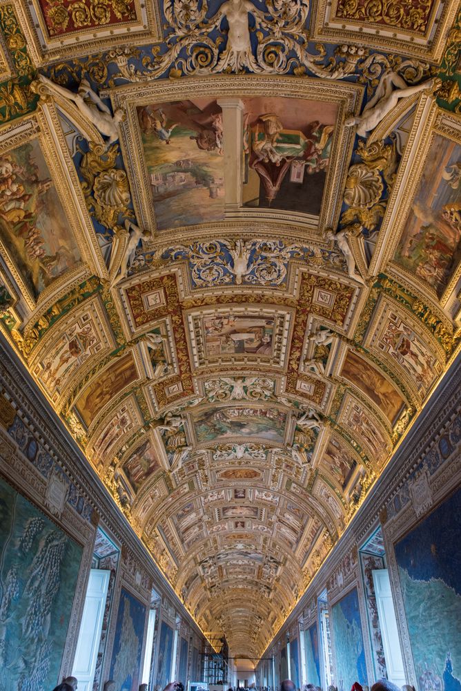 Prachtdecke im Vatikan Museum