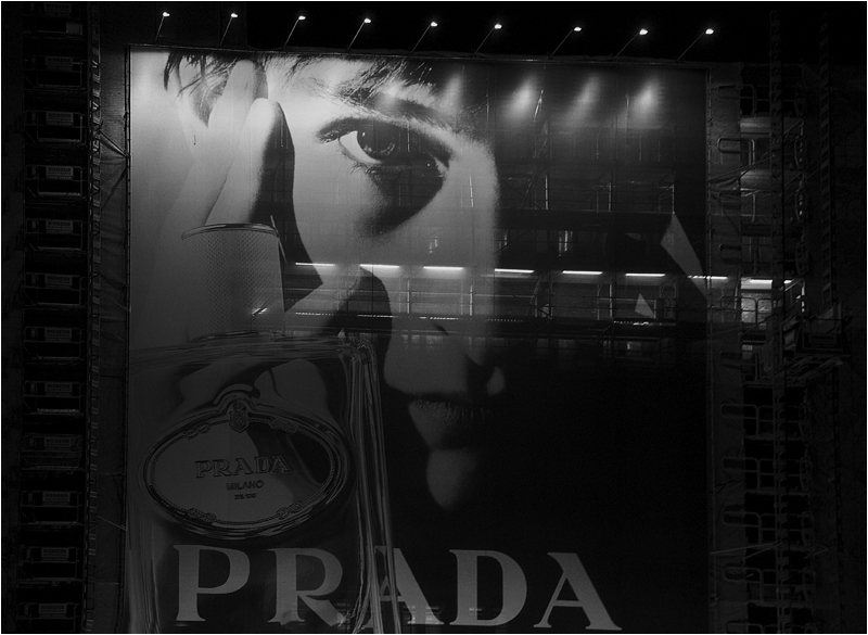 ° PRADA °