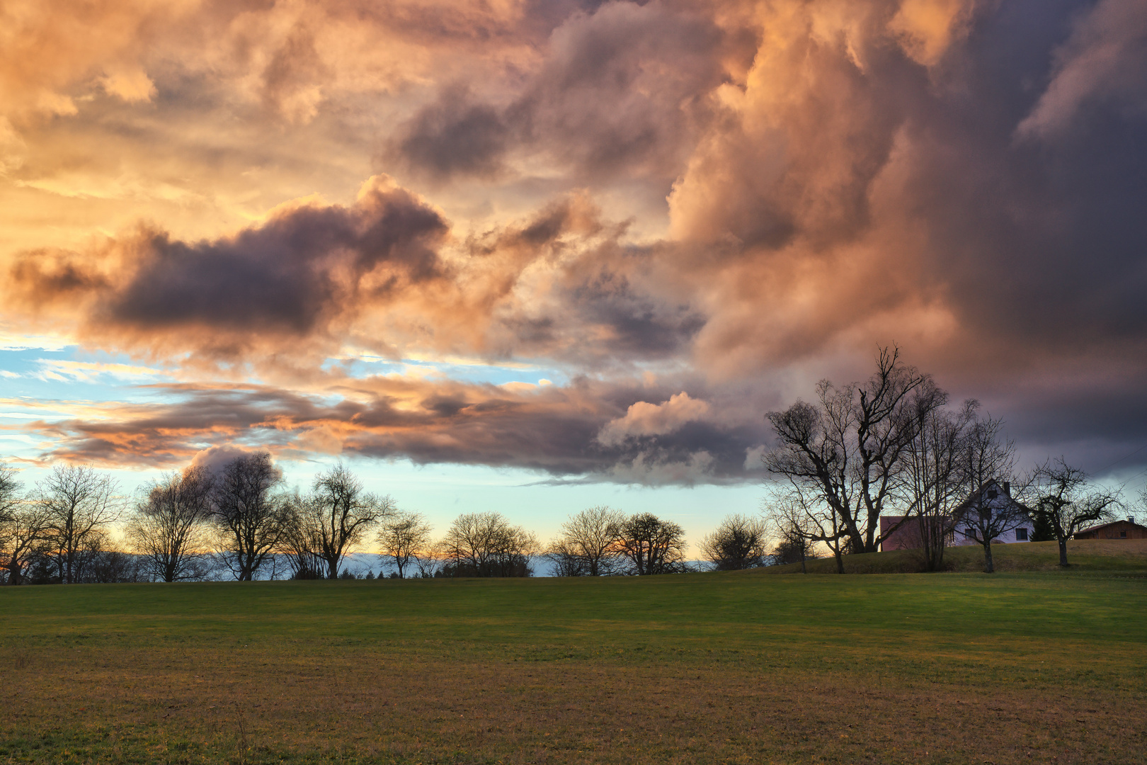 Prächtige Wolken am Abendhimmel