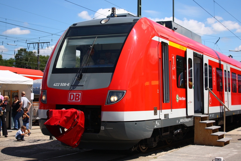 Präsentation der neuen S-Bahn ET 422 in Essen