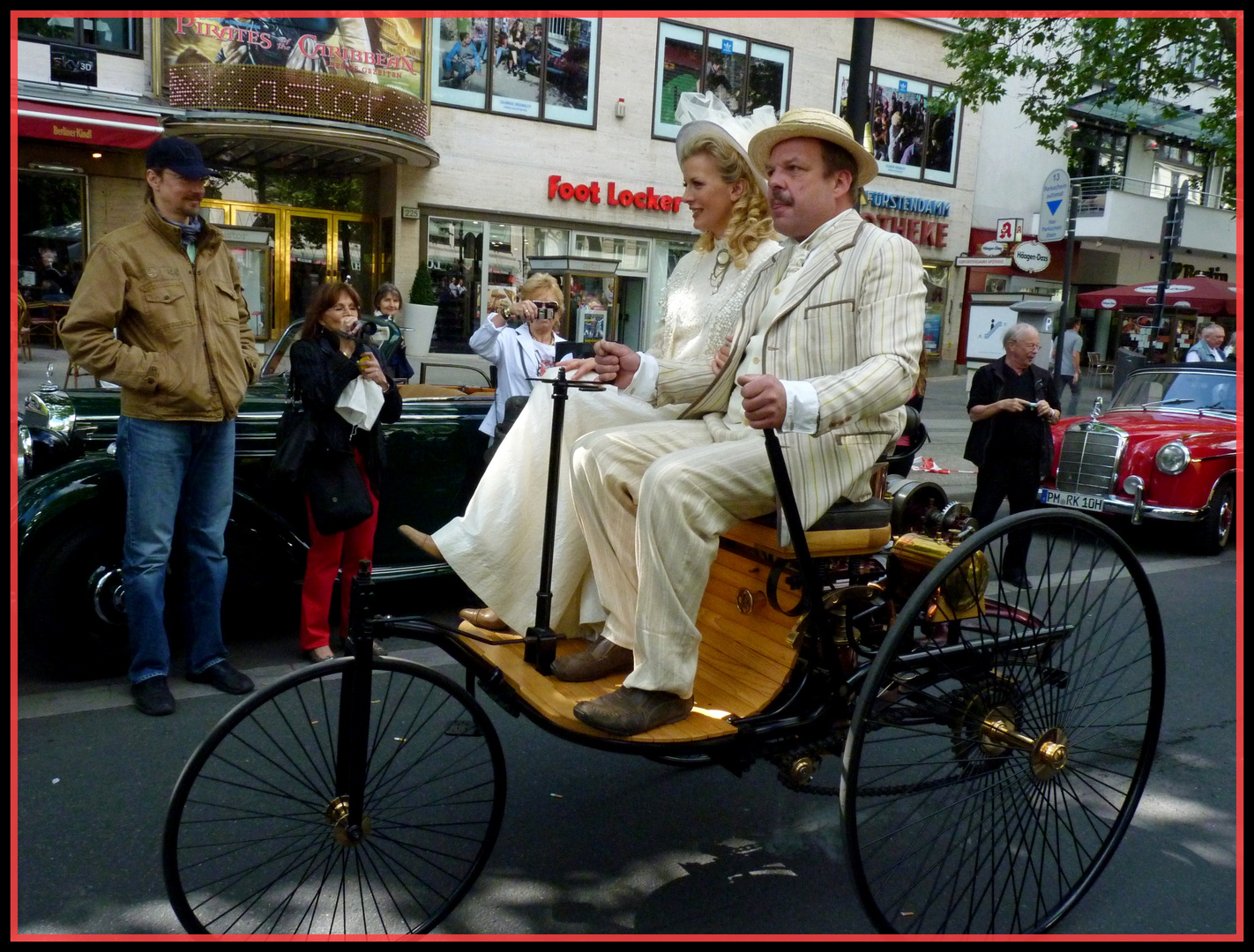 Präsentation des Orginalpatentwagens von Carl Benz aus dem Jahre 1886 !