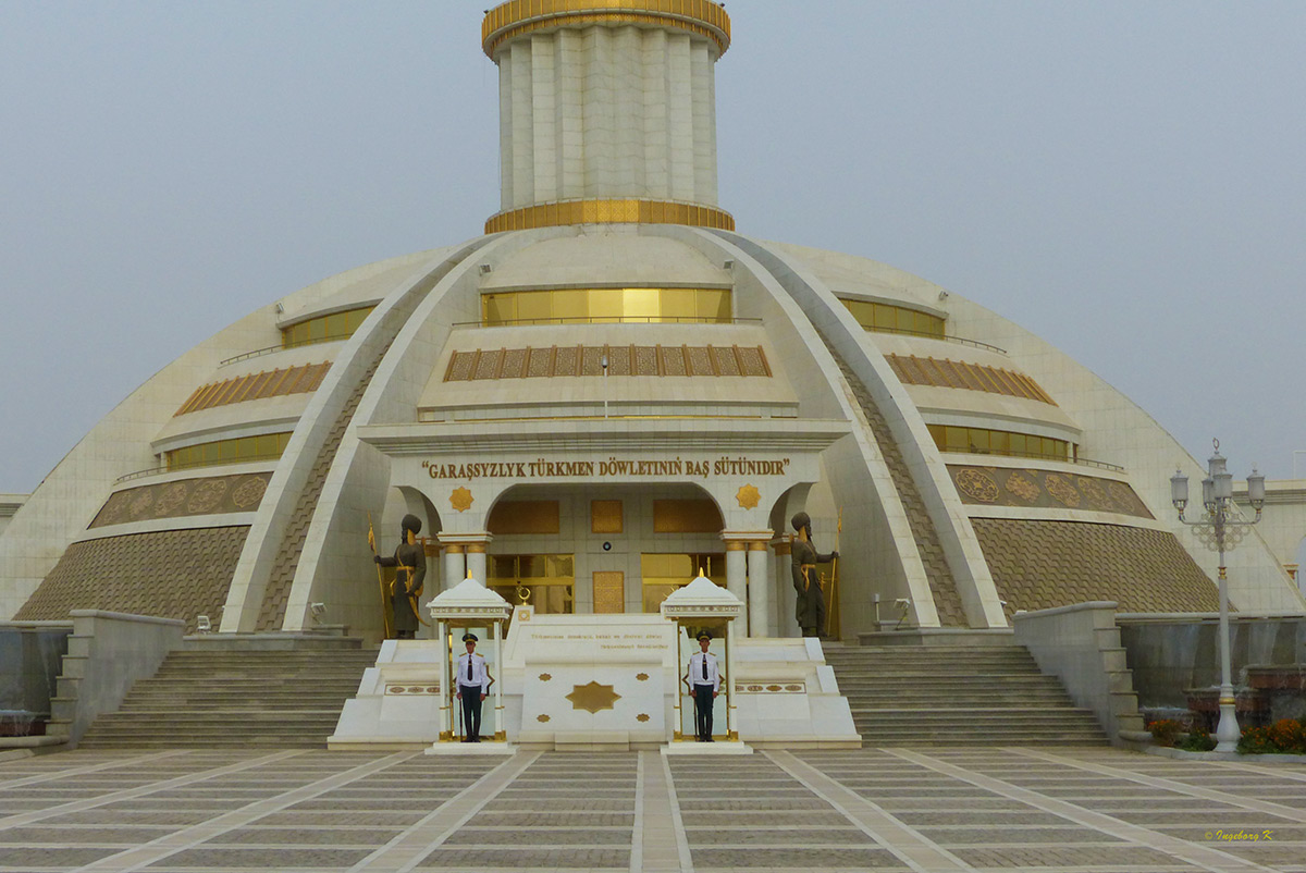 Präsidentenpalast - Detail - Aschgabat