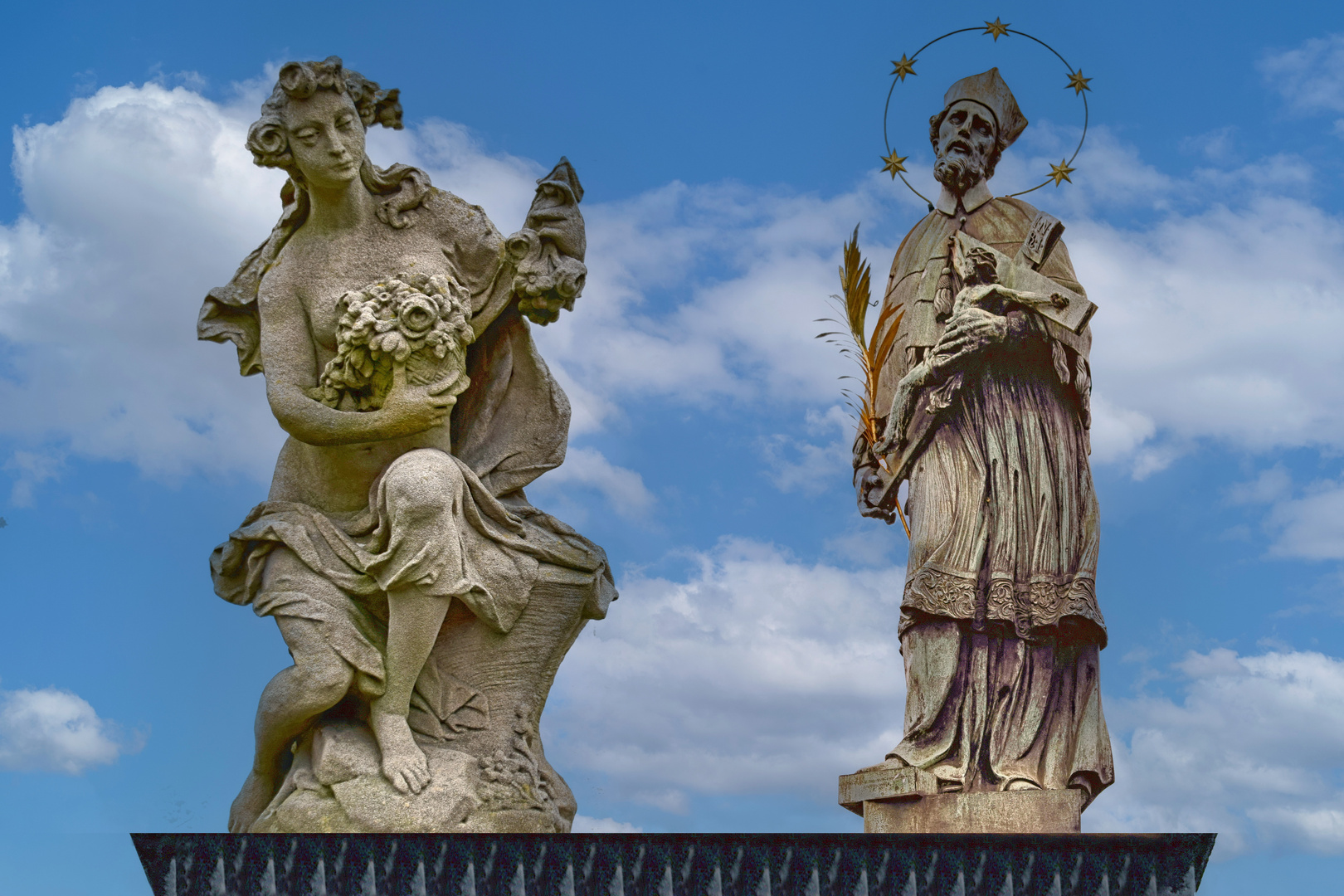 Prag 2022  - Statue Johannes von Nepomuk