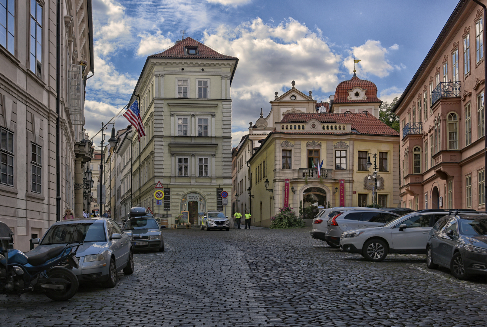 Prag an der amerikanischen Botschaft