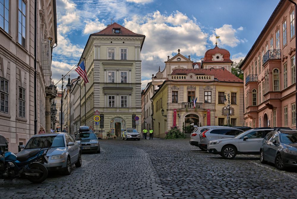 Prag an der amerikanischen Botschaft
