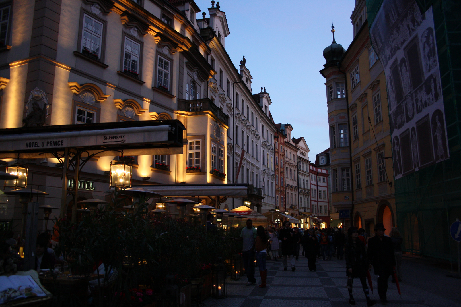 Prag bei Nacht