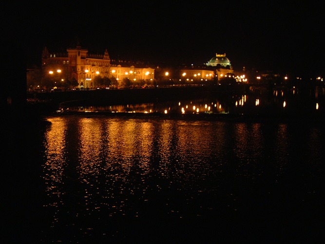 prag bei nacht