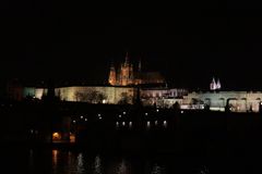 Prag bei Nacht