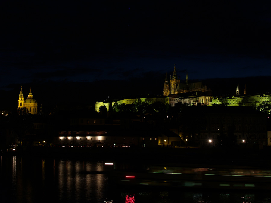 Prag bei Nacht