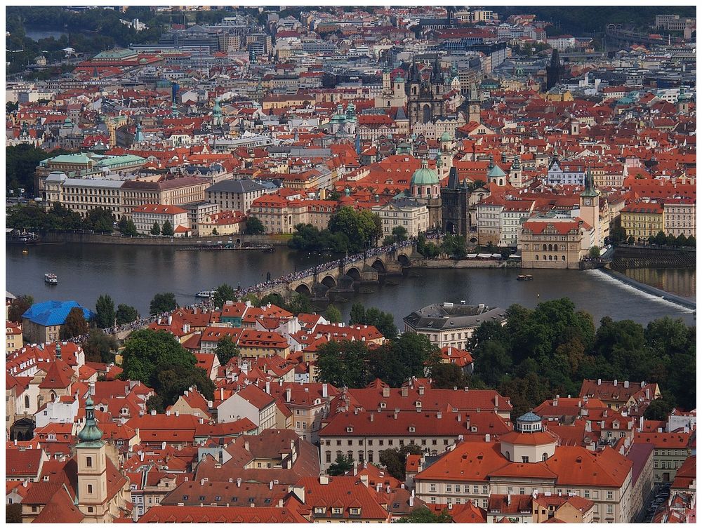 Prag: Blick über die Karlsbrücke