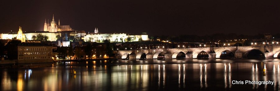 Prag by Night