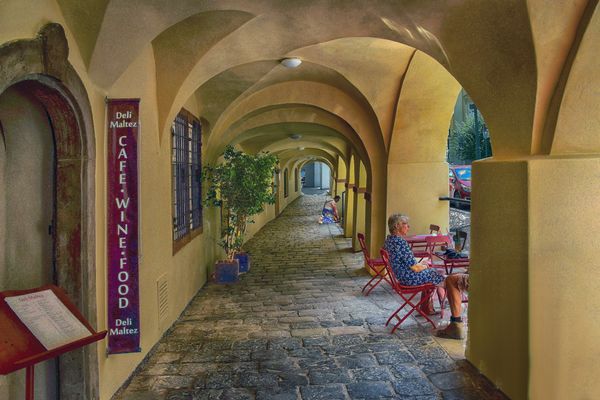 Prag   - CAFE   WINE FOOD