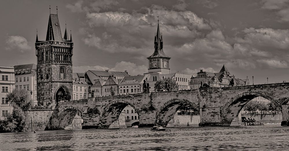 PRAG - Die heilige Brücke - Karlsbrücke