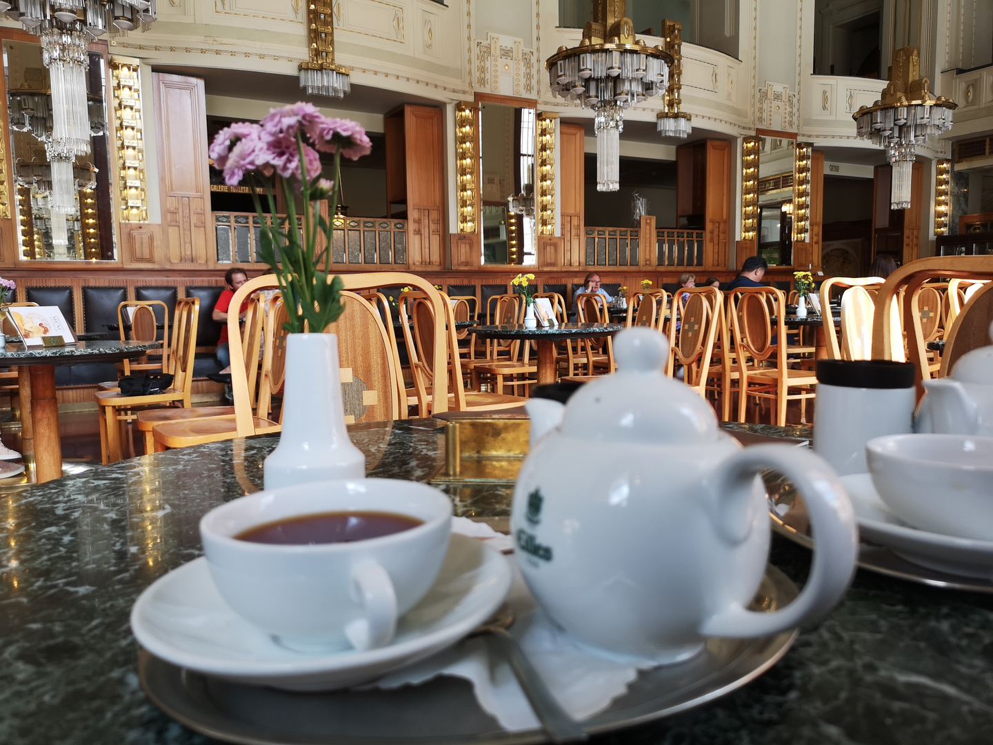  Prag Gemeindehaus Cafe Jugendstil Stilleben 