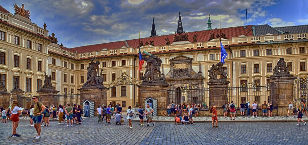 PRAG - Hradschiner Platz -