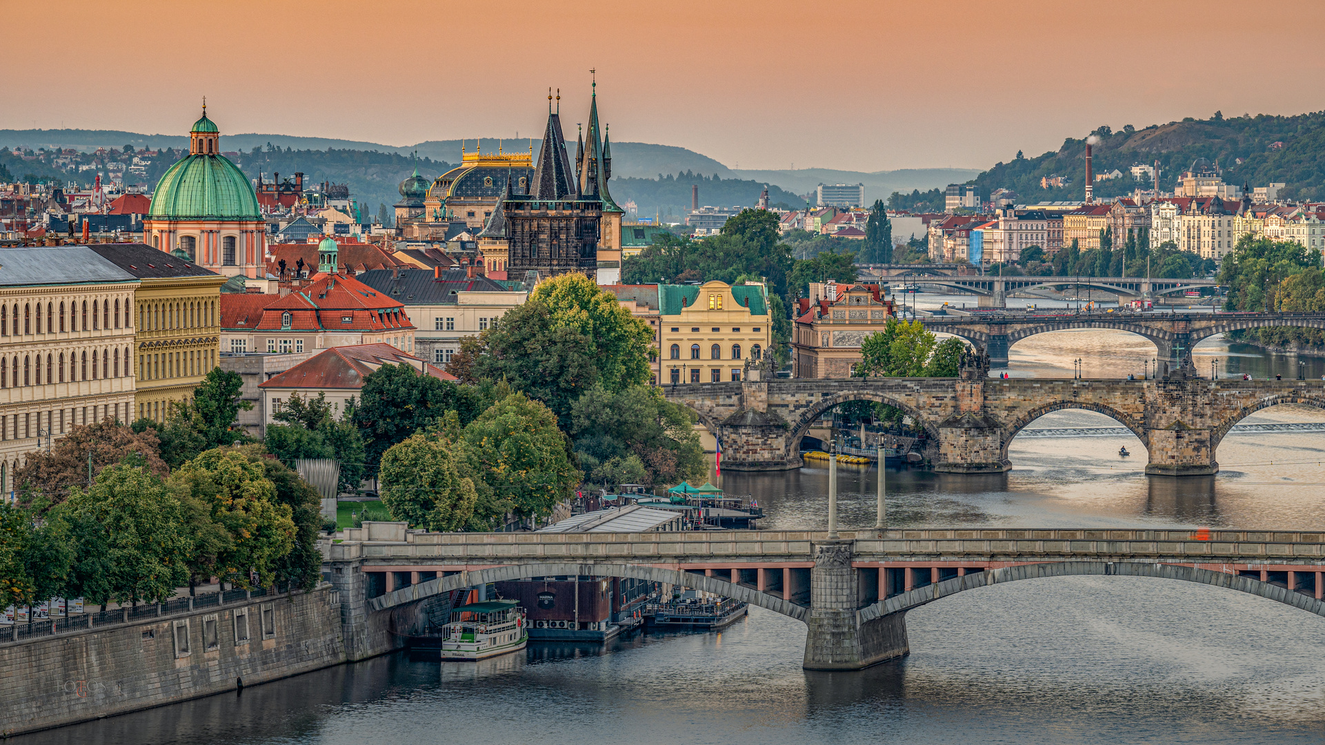 Prag - Karlsbrücke und Altstadt