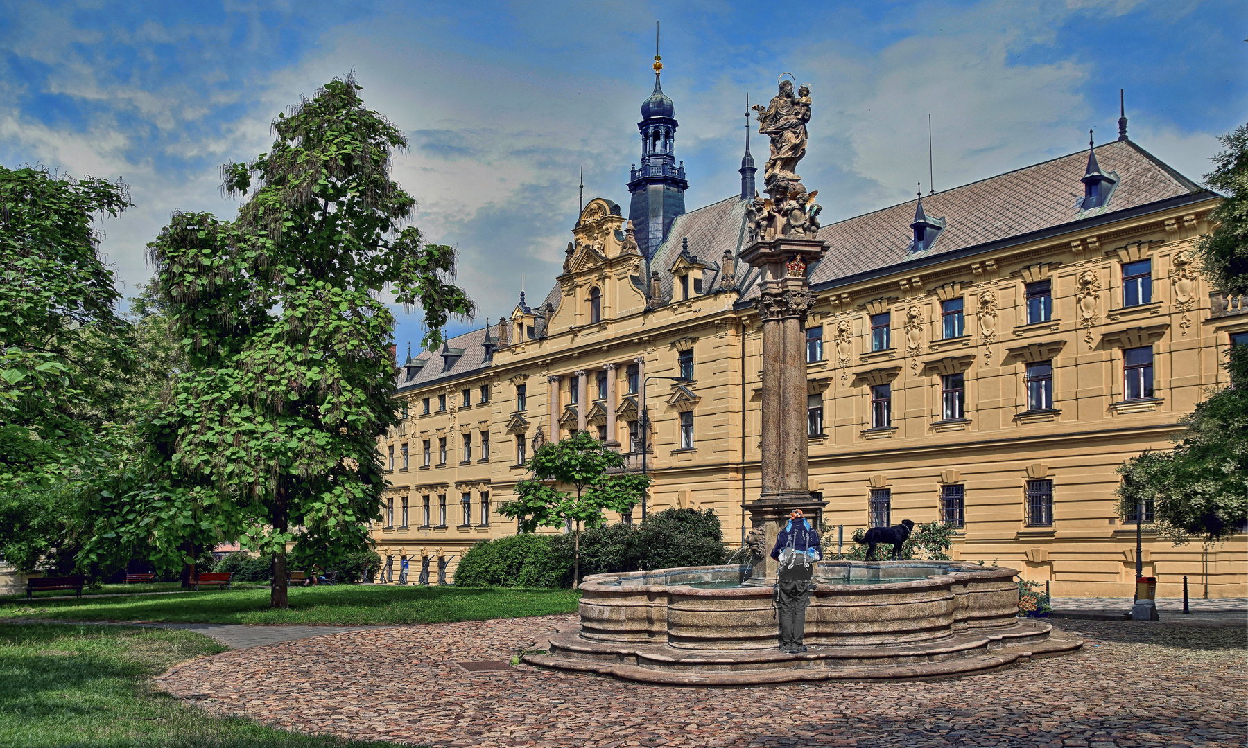 Prag  - Karlsplatz vor dem neuen Rathaus -